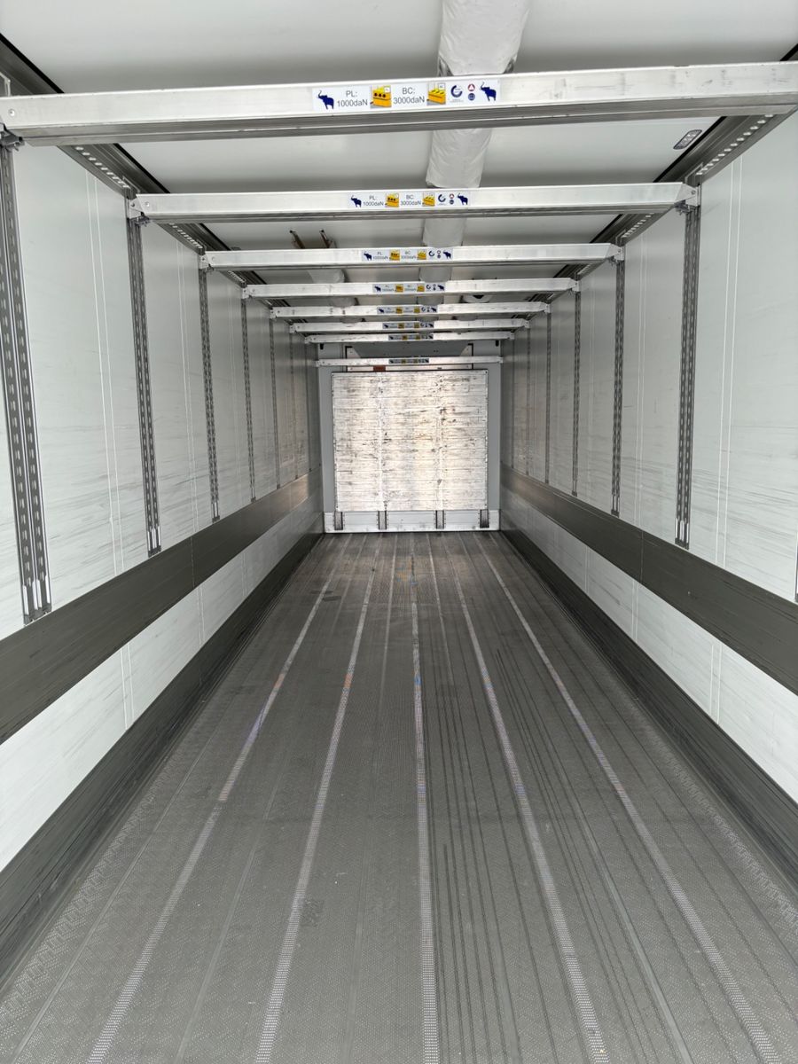 Schmitz Cargobull SKO FP60 - Image 11